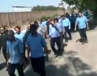 ادامه اعتراض کارگران گروه ملی فولاد ایران