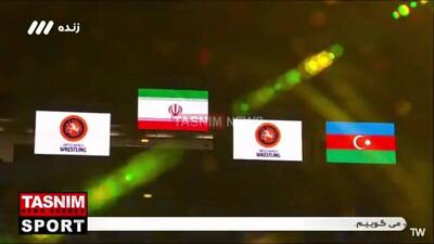فیلم/ مراسم اهدای مدال و کمربند قهرمانی «محمدهادی ساروی» و پخش سرود ایران - پارس فوتبال