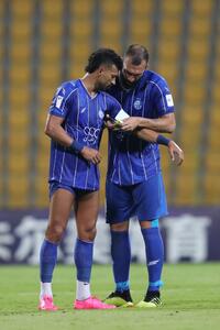 اقدام عجیب در استقلال/ بدترین وقت برای انتقال بازوبند کاپیتانی استقلال!