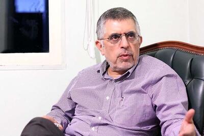 کرباسچی: پزشکیان باید اختیار کامل سفر به نیویورک را از رهبری بگیرد