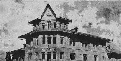 ساختمان پست و تلگراف رشت سال 1312 خورشیدی (عکس)
