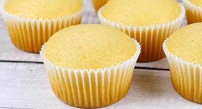 طرز تهیه کاپ کیک وانیلی، بدون تخم مرغ، بدون شیر، بدون کره !