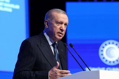 اردوغان: دمشق را تنها رها نمی‌کنیم/ امیدواریم سازمان ملل نقش مثبتی در بازسازی سوریه و ثبات آن، ایفا کند/ مسأله ملت فلسطین و قبرس را در نیویورک مطرح خواهم کرد