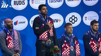 محمدهادی ساروی بر سکوی اول کشتی جهان