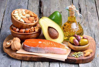 13ماده غذایی دارای چربی غیر اشباع که برای سلامت بدن روزانه مصرف کنید!
