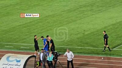 فحاشی هواداران استقلال به مدافع آخر خودی!