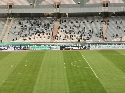 سکو‌های خالی و قهر هواداران استقلال
