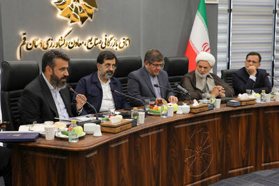 فعالان تولیدی نیازمند ثبات و شفافیت در نرخ ارز و حامل‌های انرژی هستند