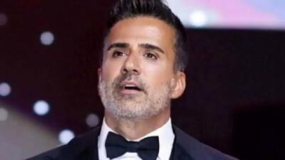 فیلم آوازخوانی باشکوه سلطان احساس امراه/ چشم تو چشم زنش چه آهنگ قلب دراری میخونه دلت پر میکشه