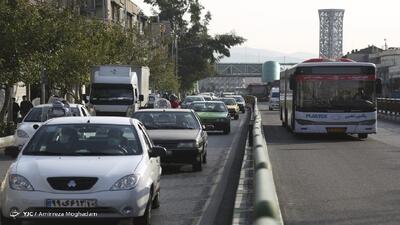 افزایش ۳۰ درصدی ترافیک با بازگشایی مدارس/ خودرو‌های شخصی مهمترین عامل گره ترافیکی