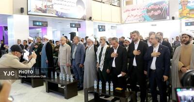 هدیه هفته دفاع مقدس به مردم هرمزگان؛ قطار «رویال» افتتاح شد