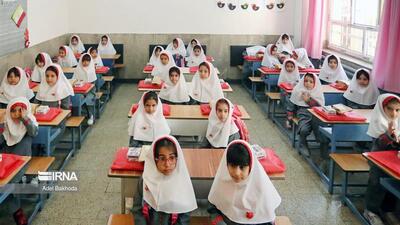 دانش‌آموزان قلب تپنده جامعه و آینده‌سازان ایران هستند
