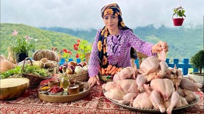 غذای روستایی؛ پخت هویج پلو با مرغ تنوری (فیلم)