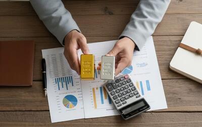  مقایسه بازدهی طلا و نقره در سال ۱۴۰۴؛ کدام سود بیشتری دارد؟
