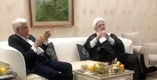 دیدار صمیمانه عارف و کروبی