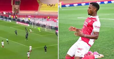 بریس آنسو فاتی در جریان برتری 5-2 موناکو مقابل متز در لیگ یک فرانسه - پارس فوتبال