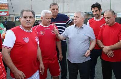 فرشاد پیوس قرار بود کشتی‌گیر شود! - پارس فوتبال