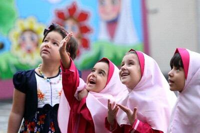 جشن شکوفه‌ها؛ آغاز یادگیری یا آغاز اضطراب؟