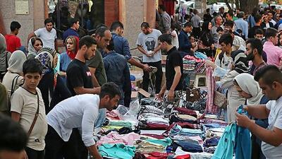 شهرداری تهران با سودجویان اجاره‌دهنده معابر عمومی به دستفروشان برخورد می‌کند