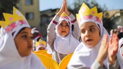 آغاز جشن شکوفه‌ها در لرستان؛ ۲۸ هزار کلاس اولی سال تحصیلی را شروع کردند