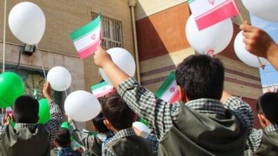 زنگ شکوفه‌ها نواخته شد/ بیش از یک میلیون کلاس اولی سال تحصیلی را آغاز کردند