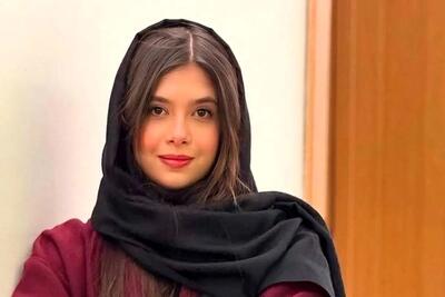 ژست بسیار صمیمیِ نفس بازغی و الناز حبیبی در آغوش هم!