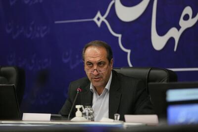 معاون سیاسی و اجتماعی استانداری اصفهان: راهکارهای نوآورانه، تنها مسیر حل مشکلات جوانان