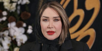 درخشش گردنبندهای لوکس ونکلیف در استایل تمام‌مشکی سارا منجزی‌پور - چی بپوشم