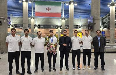 بازگشت افتخارآفرینان تیم ملی اسکیت سرعت از مسابقات جهانی به کشور