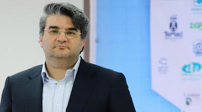 پارسال واکسن آنفولانزای ایرانی تولید شد ولی حجم زیادی از آن فروش نرفت و روی دست تولیدکنندگان ماند؛ تولیدکننده بیچاره هم امسال تولید نکرد