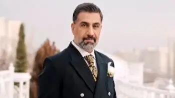 راز عاشق شدن محمد نادری فاش شد: وقتی یک پرستار جوان سرنوشت قلبش را عوض کرد!