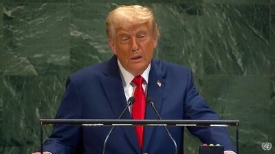 ترامپ در مجمع عمومی سازمان ملل: موضوع گرمایش جهانی یک فریب بزرگ است / برخی هشدار دادند که به‌خاطر گرمایش جهانی ملت‌هایی از بین خواهند رفت، اما این اتفاق نیفتاد / اگر از فریب انرژی سبز فاصله نگیرید کشور‌های شما شکست خواهند خورد / ما از سیاستی که به اشتباه «منابع انرژی تجدیدپذیر» نامیده می‌شد، خلاص شدیم