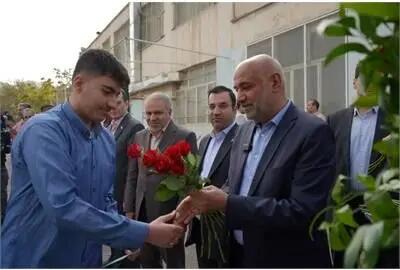 هیچ هنرآموز هنرستانی در ایران یا جهان بیکار نمی‌ماند