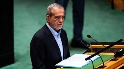 کسانی که فقط مذاکره پزشکیان و پوتین را راه حل می دانند، مانند دکترعلفی هایی است که برای بیماریهای مختلف یک نسخه می دهند - مردم سالاری آنلاین