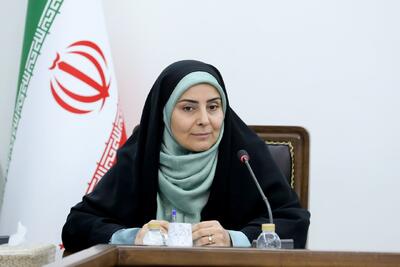 فرزانه صادق: ایران فردا با تلاش دانش‌آموزان امروز ساخته می‌شود