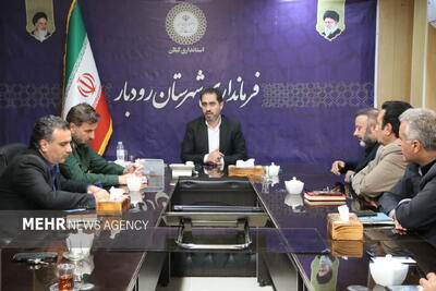 فرماندار رودبار: دوگانه‌سوز کردن نانوایی‌ها اولویت اصلی است