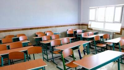 دستورِ عمل‌نشده؛ دریافت هرگونه وجه در مدارس دولتی ممنوع است