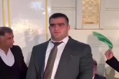 آواز شاد؛ امین میرزاده درشت اندام بختیاری ها اصالت رو حفظ کرد و چه رقصی رفت