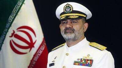 دریادار ایرانی: نیروی دریایی ارتش آماده دفاع همه جانبه از منافع ایران است
