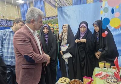 نمایشگاه دست سازه های هنری دختران آفتاب در اسلامشهر+تصویر - تسنیم