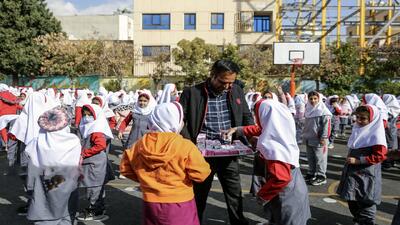 توزیع شیر و انجام غربالگری چاقی در مدارس ابتدایی/ بوفه‌ها نظارت می‌شوند
