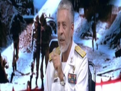 دریادار سیاری: رسانه‌ها نقش مهمی در انتقال قدرت بازدارندگی ایفا کرده و می‌کنند
