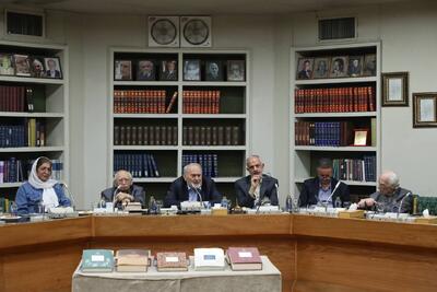 نصرالله پورجوادی: باید تاریخ و فرهنگ ایران را دوباره بنویسیم