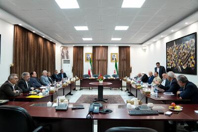 برگزاری نشست هم‌اندیشی معاونین ادوار کنسولی و امور مجلس وزارت خارجه