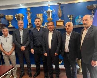 کمیل قاسمی استقلالی شد/ قهرمان المپیک: با قدرت در لیگ برتر کشتی تیم‌داری می‌کنیم