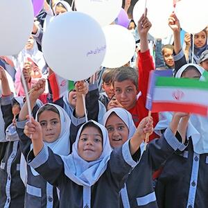 «مدرسه سازی» سنت حسنه بانک اقتصاد نوین
