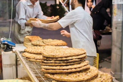 کاهش مصرف ماهانه 5هزار تنی آرد با خروج اتباع غیرمجاز
