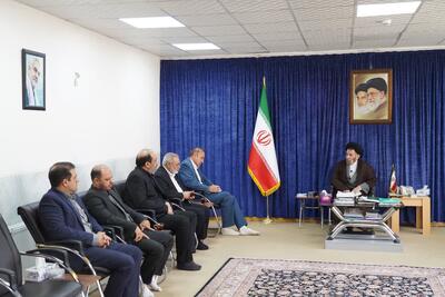 نماینده ولی‌فقیه در لرستان: هیچ‌گونه کوتاهی در نظارت‌ها پذیرفتنی نیست
