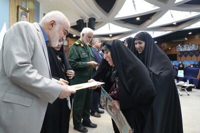 استاندار خوزستان: دفاع مقدس نمونه‌ی ایستادگی یک ملت در برابر استکبار جهانی است