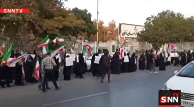 تجمع دانشجویان هم‌زمان با سخنرانی رئیس‌جمهور در نیویورک + فیلم